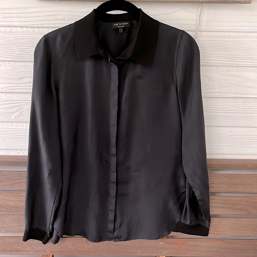 Rag and bone black silk button up with spandex collar and cuff